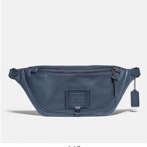 BNWT Coach Rivington Belt Bag 💼